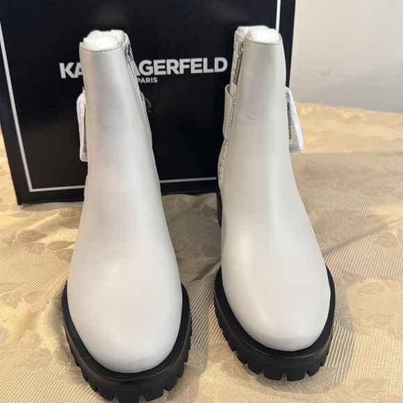 Karl Lagerfeld Paris Vara Bootie. Ladies 8 - Picture 9 of 15